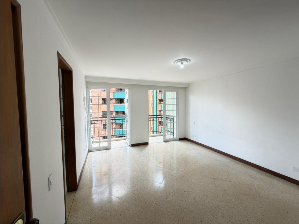 Apartamento En Venta En Laureles — foto 2