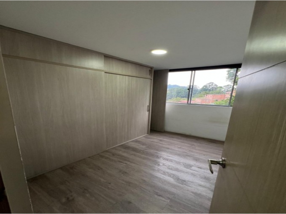 Apartamento En Venta En La Estrella — foto 4