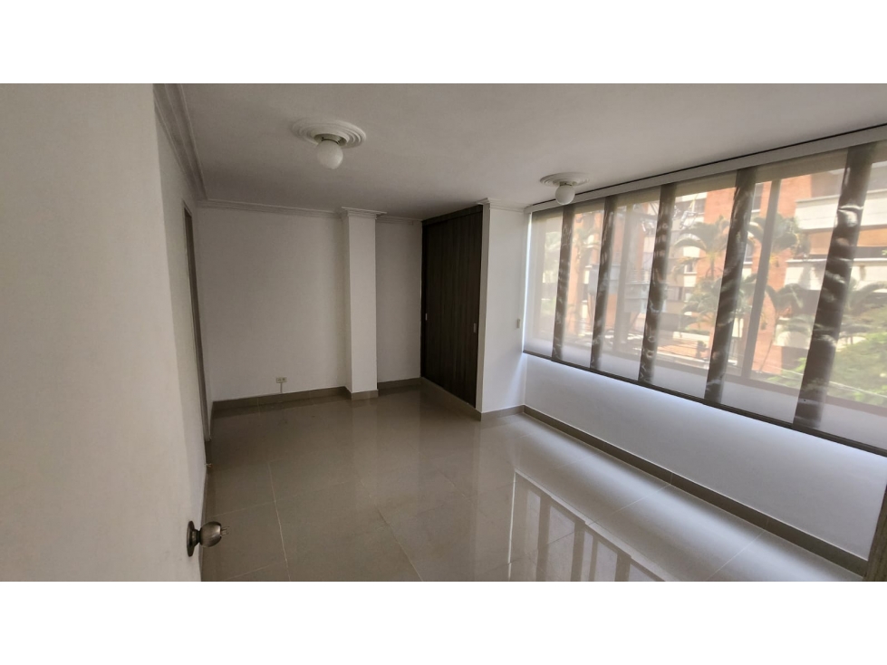 Apartamento En Venta En Laureles — foto 2
