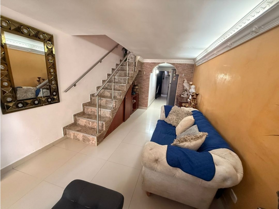 Venta casa unifamiliar 3 pisos la Florida — foto 2