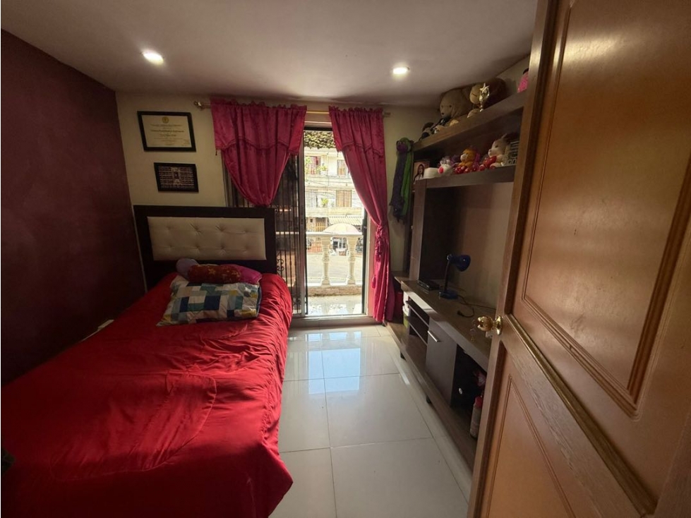 Venta casa unifamiliar 3 pisos la Florida — foto 6