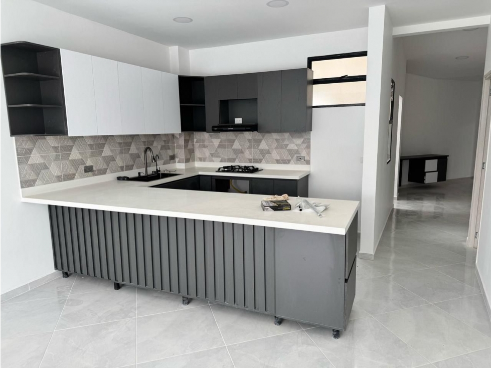Apartamento En Venta Loma De Los Bernal — foto 2