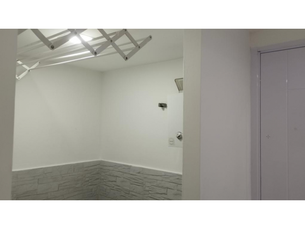 Apartamento en Venta en Robledo — foto 2