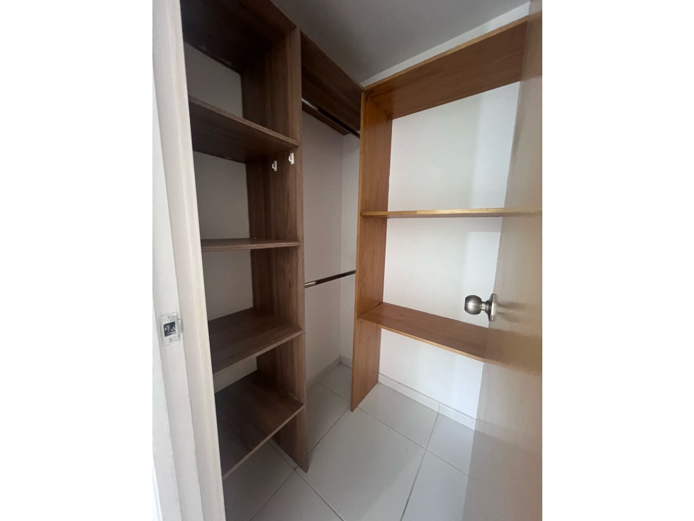 Venta Apartamento cerca metro madera bello — foto 4
