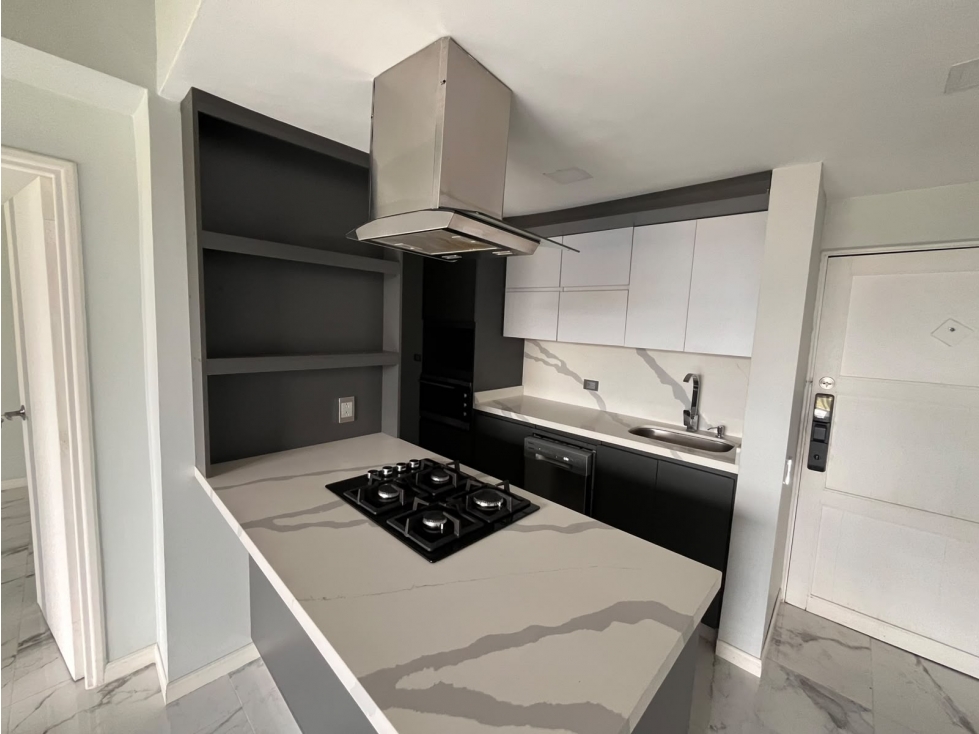 Apartamento En Arriendo En El Poblado Medellín — foto 5