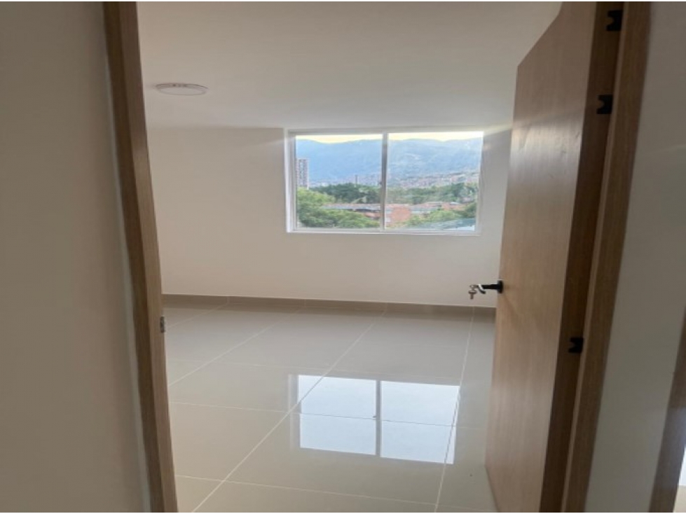 Apartamento En Venta En Calasanz Medellín — foto 3