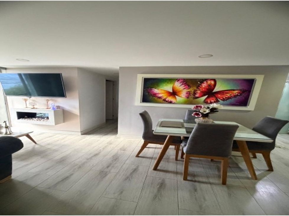 Apartamento En Venta Loma Del Indio Medellín — foto 2