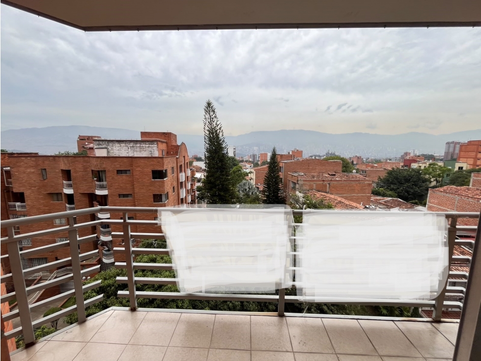 Apartamento En Venta En La Almería Medellín — foto 4