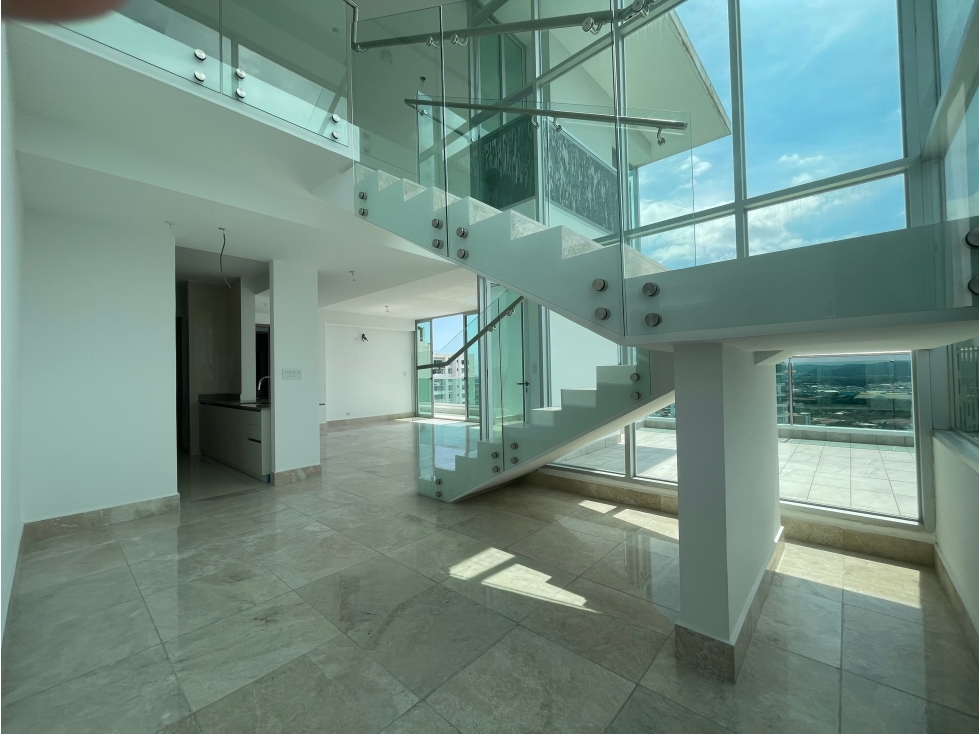 Venta: Unidad Loft en Costanera Mare, Bella Vista, con Descuento - 1
