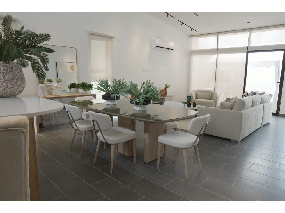 Se Vende Hermosa Casa en Altos de Panama