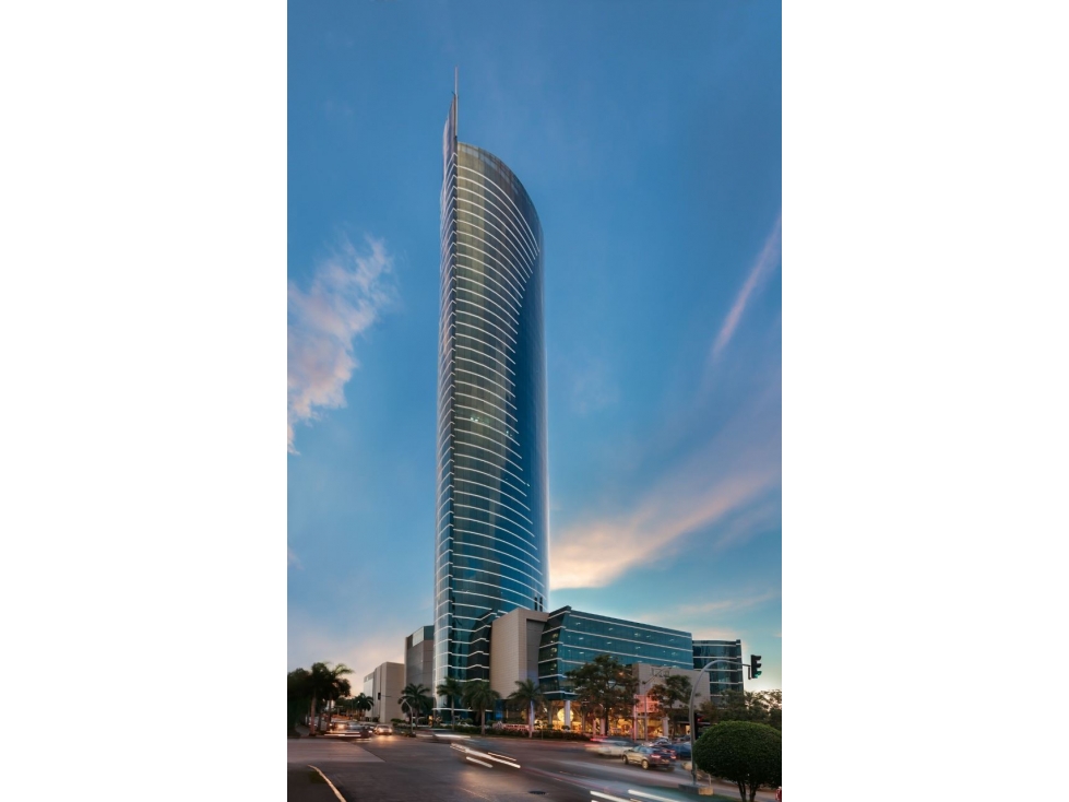 Se Alquila Oficina Amoblada de 230 m2 en Financial Park, Piso 25 - 1