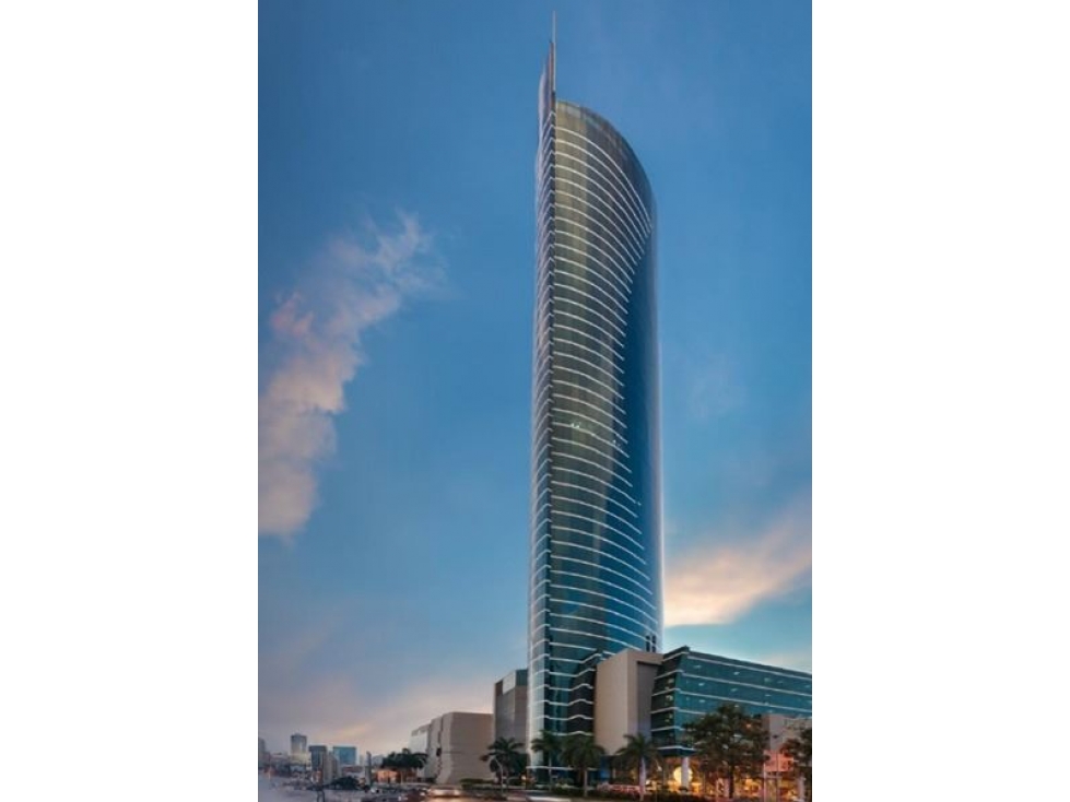 Se vende oficina amoblada de 137m2 en Financial Park Costa del Este - 1