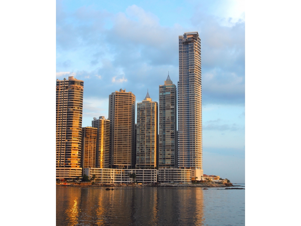 Apartamento de Lujo en Venta en The Point, Punta Paitilla