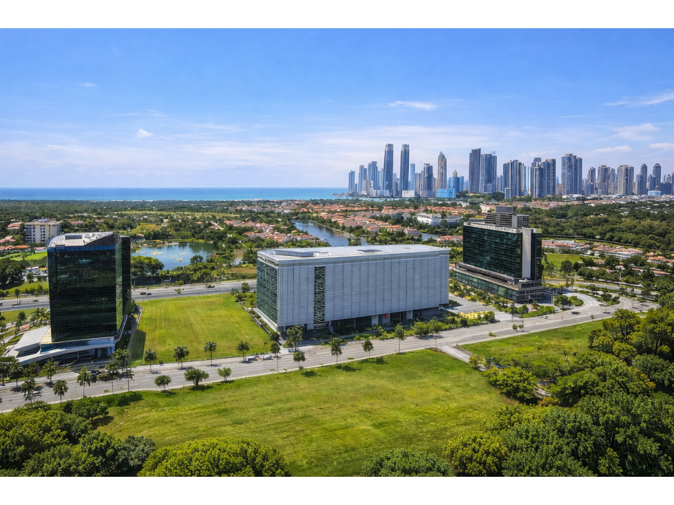 Se Vende Terreno Comercial en Santa María Business District