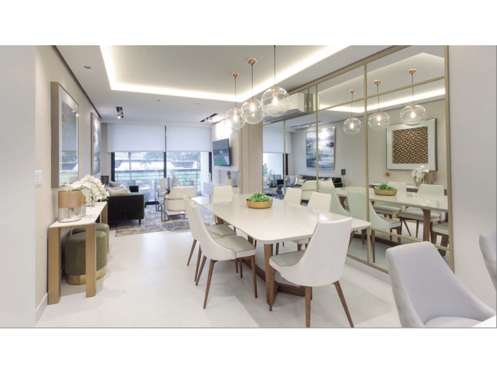 Venta de Lujoso Apartamento de 3 Recámaras en Condado Country Club - 1