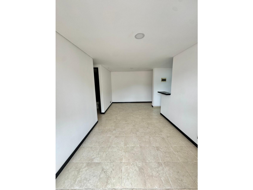 VENTA DE APARTAMENTO EN LA LOMA DE LOS BERNAL