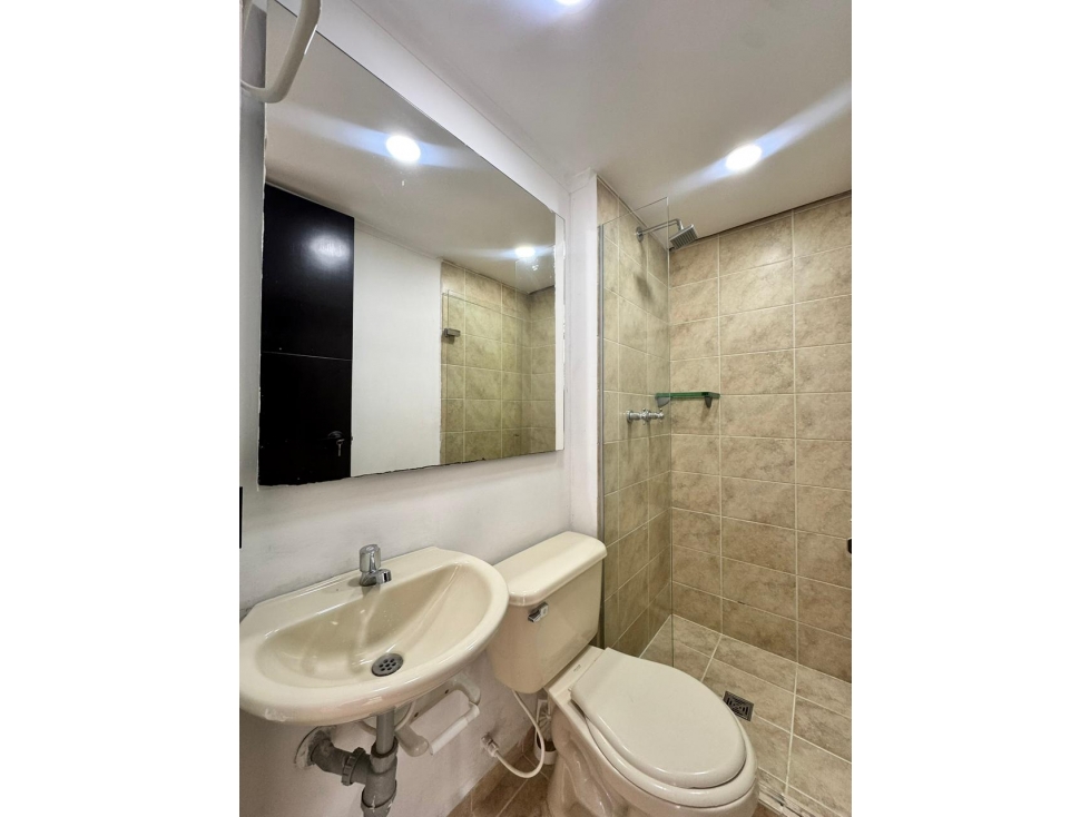VENTA DE APARTAMENTO EN LA LOMA DE LOS BERNAL — foto 3