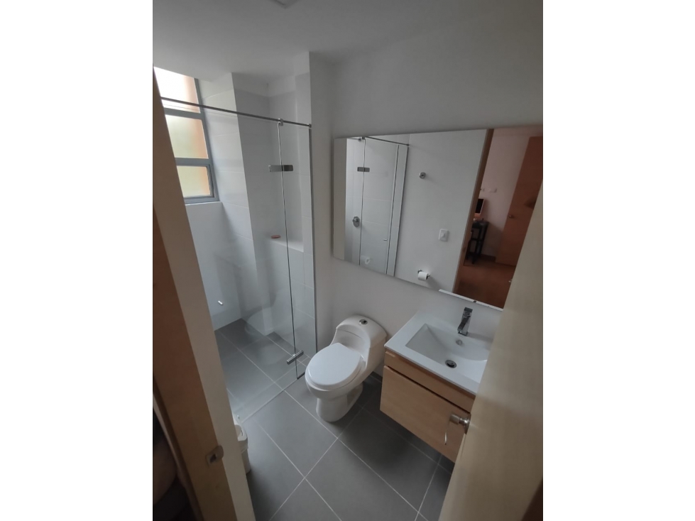 APARTAMENTO EN VENTA, LOMA ESMERALDA, ENVIGADO.