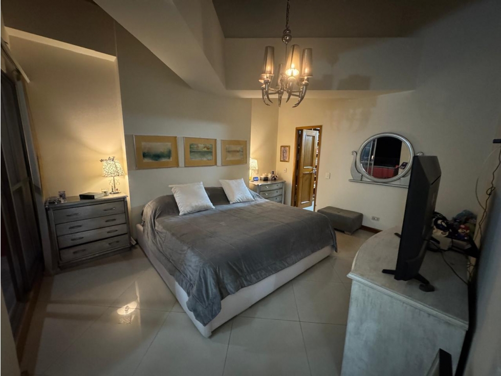 VENTA DE PENTHOUSE DUPLEX EN SABANETA (Y) - 2