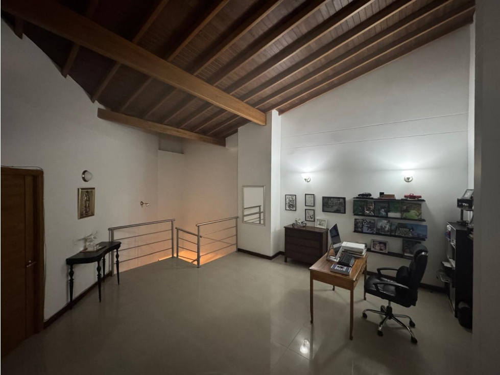 VENTA DE PENTHOUSE DUPLEX EN SABANETA (Y) - 4