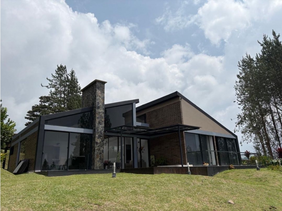 Venta de casa campestre en San Felix