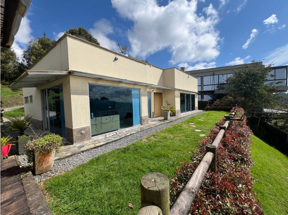 Venta casa Envigado Alto del escobero