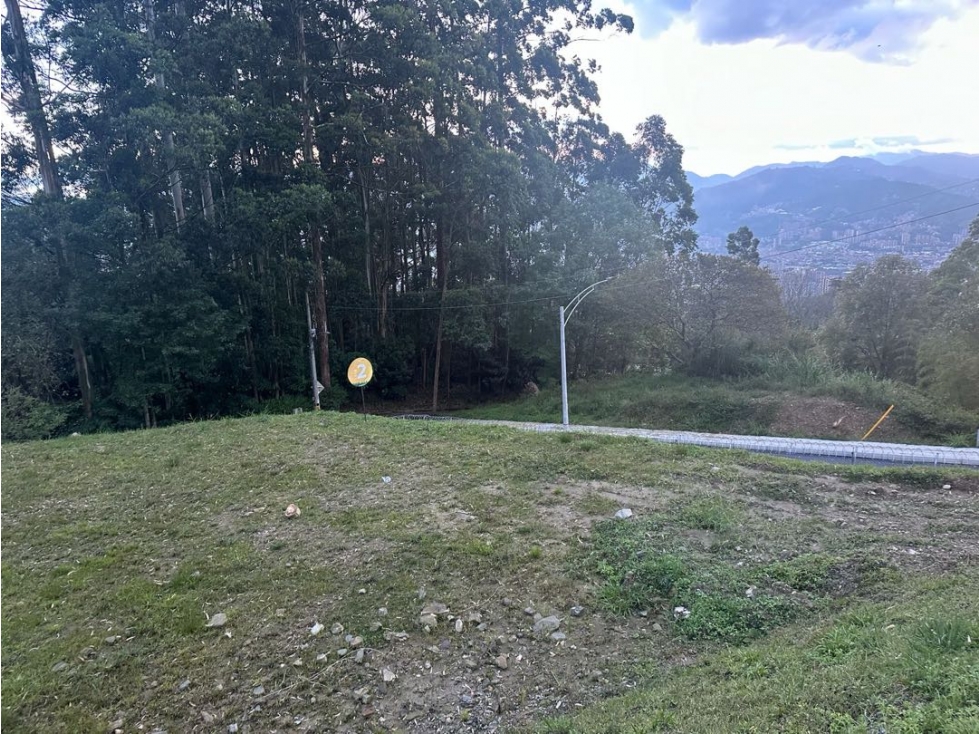 Venta de lote en Envigado loma del chocho — foto 2