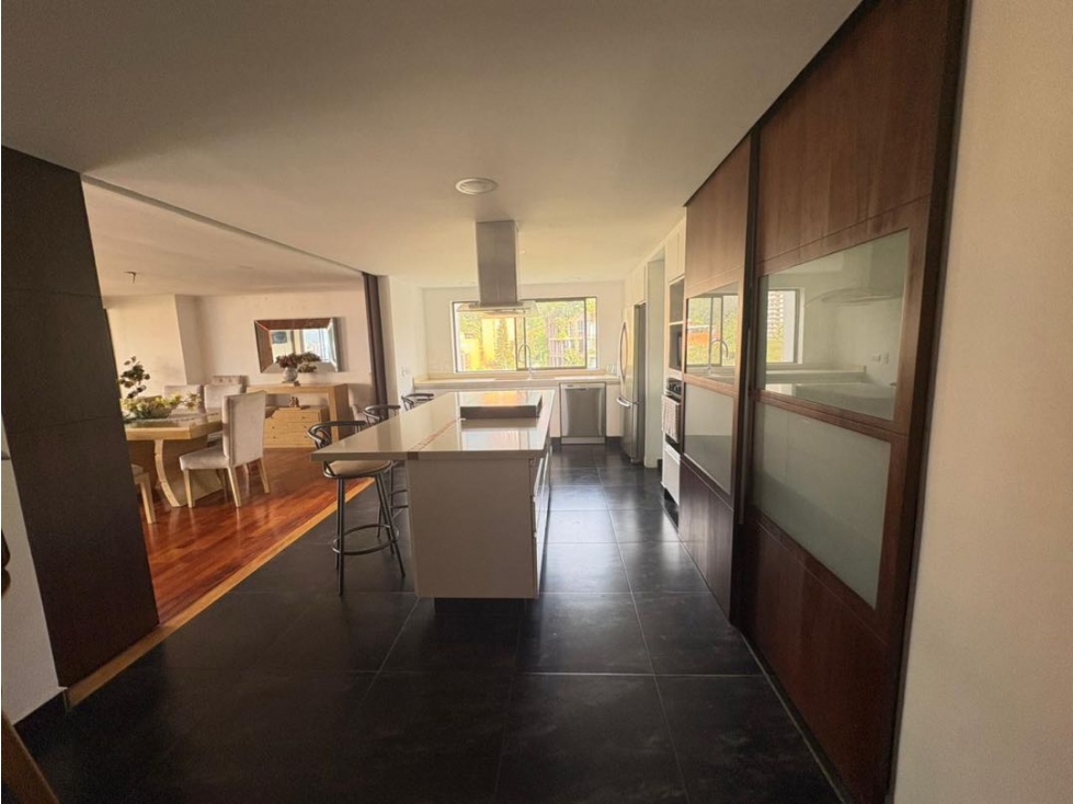 Venta apartamento El poblado sector El campestre — foto 6