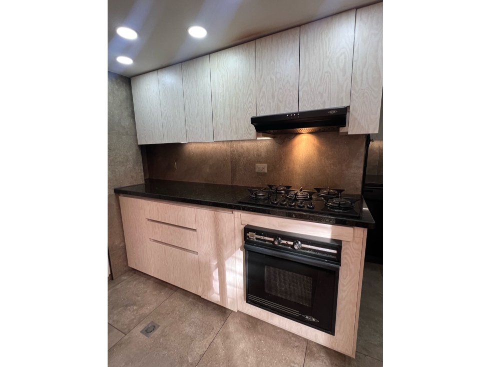 Venta apartamento Conquistadores cerro Nutibara — foto 2