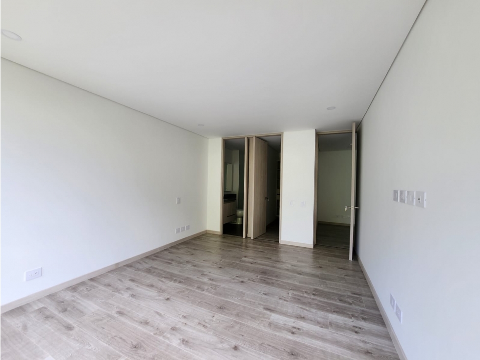 APARTAMENTO VENTA / ALTOS POBLADO / SECTOR MARIANITO