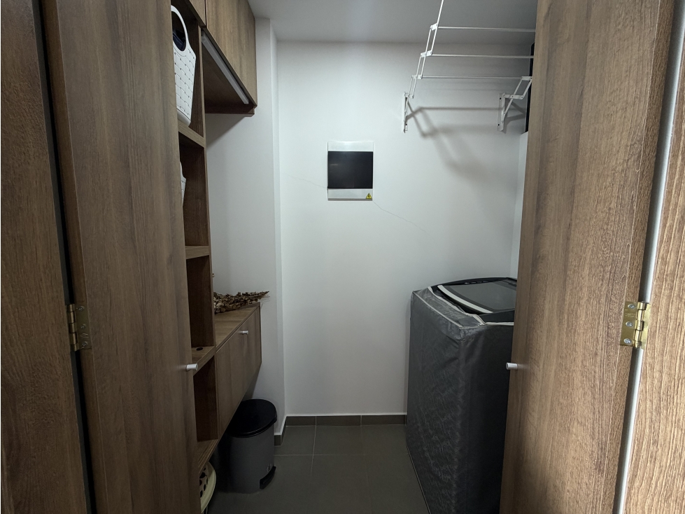 APARTAMENTO EN VENTA / ALTOS DEL TRIANON — foto 5