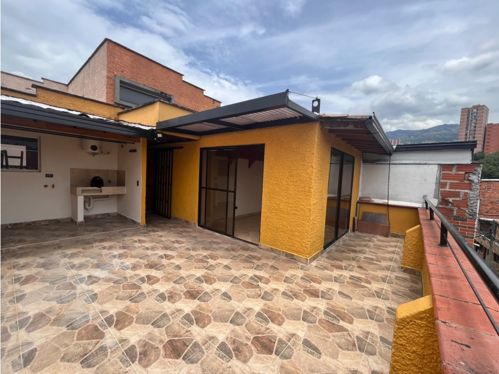 Casa En Arriendo Santa Lucía Medellín — foto 6