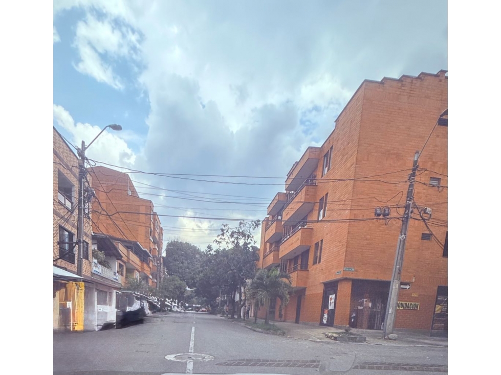 VENTA CASA PRIMER PISO ENVIGADO BARRIO LA MAGNOLIA