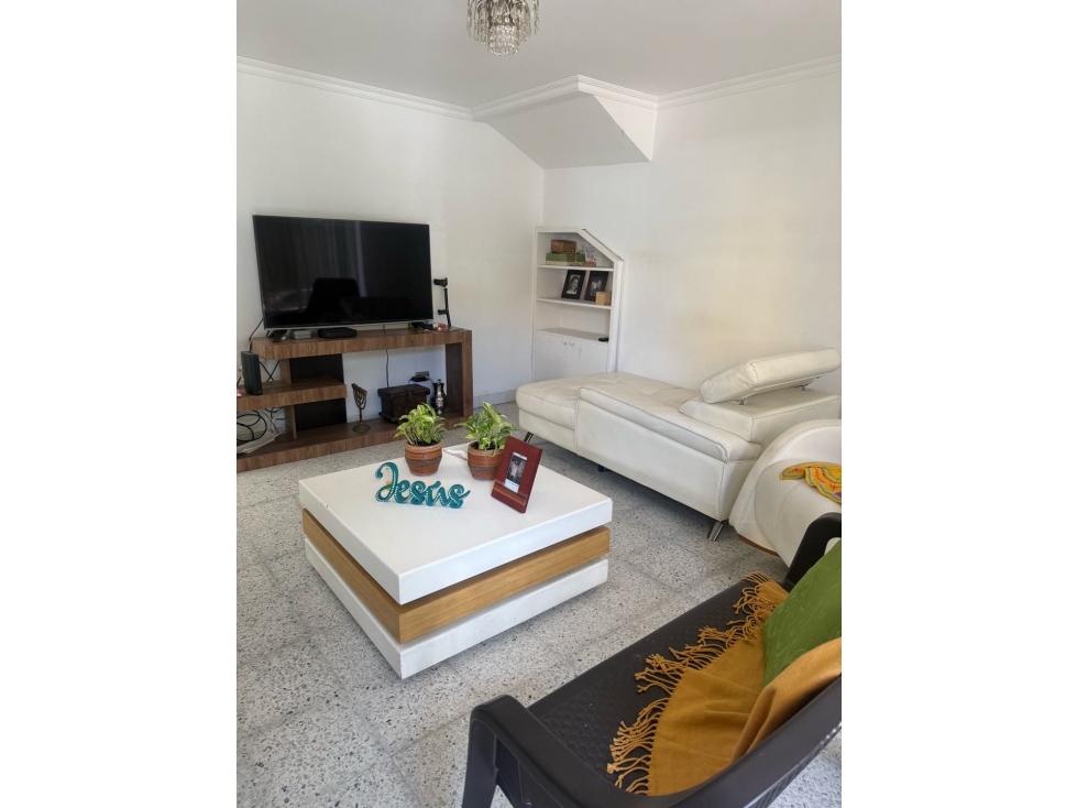 VENTA CASA PRIMER PISO ENVIGADO SECTOR SAN MARCOS — foto 2