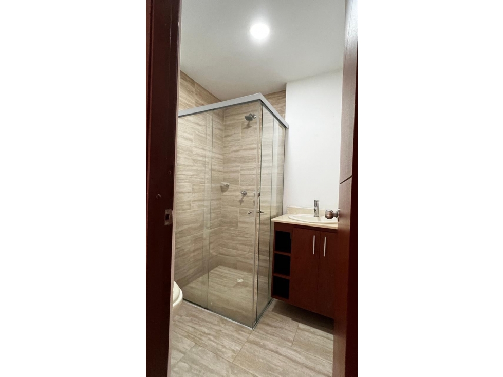 VENTA APARTAMENTO DUPLEX EN ENVIGADO BARRIO EL DORADO — foto 2