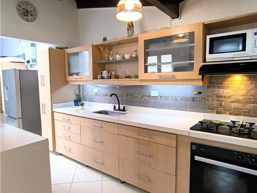 VENTA CASA LAURELES SIMÓN BOLÍVAR SEGUNDO PISO — foto 3