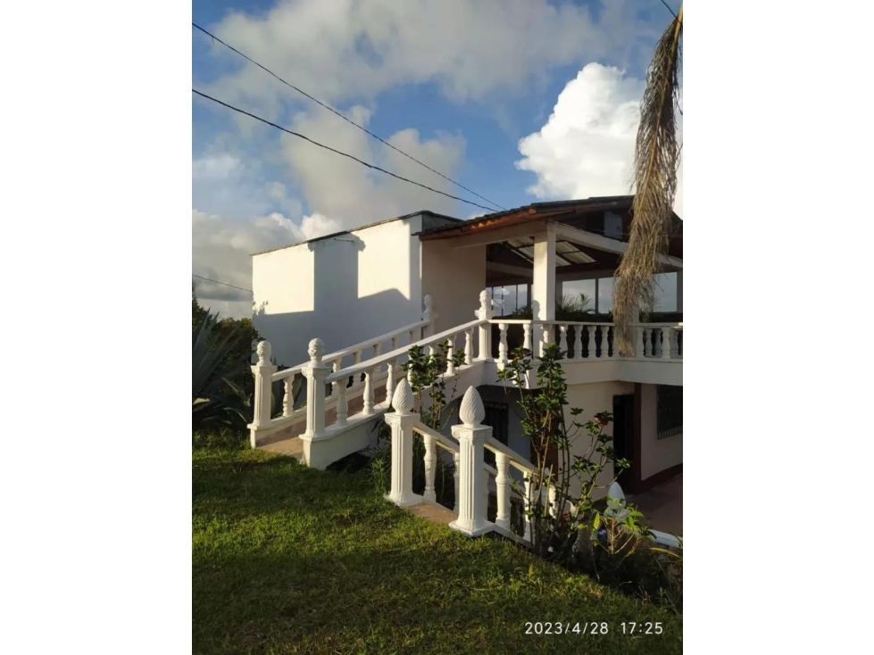 VENTA FINCA VÍA MARINILLA- GUATAPÉ - 4