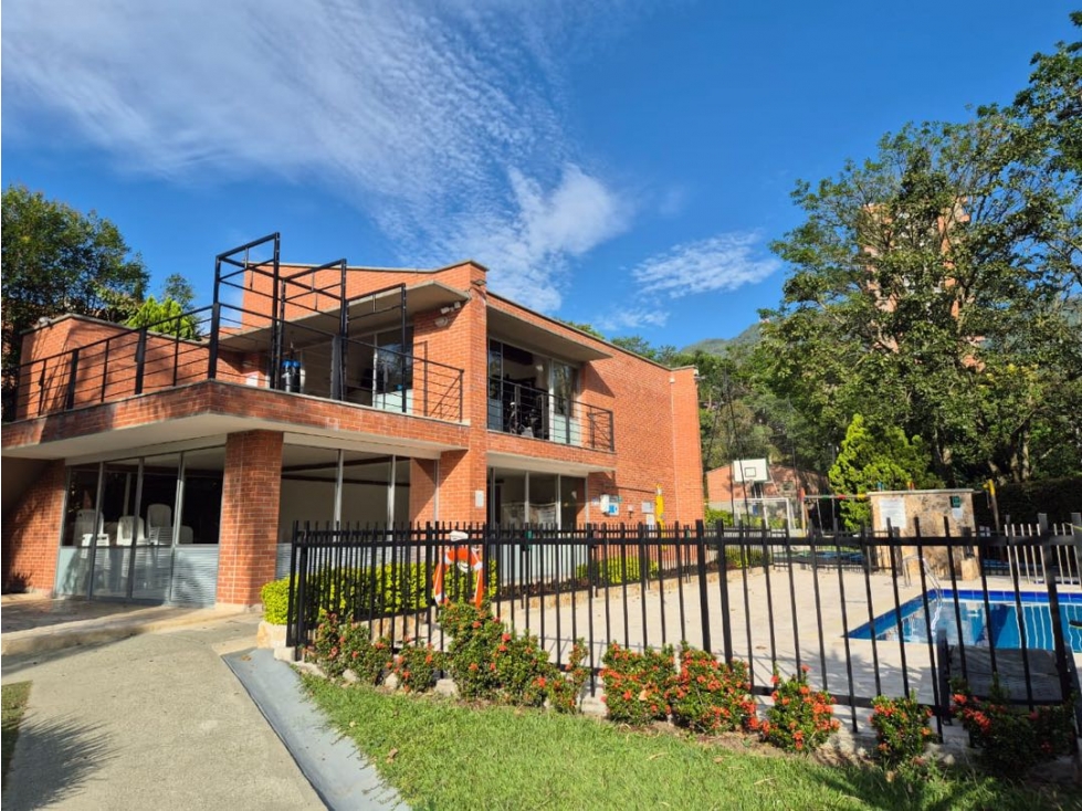 VENTA CASA ENVIGADO LOMA LOS BENEDICTINOS — foto 4