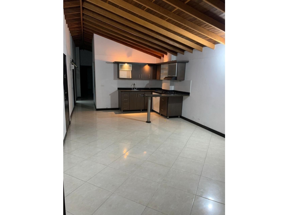 VENTA APARTAMENTO ENVIGADO BARRIO OBRERO — foto 3