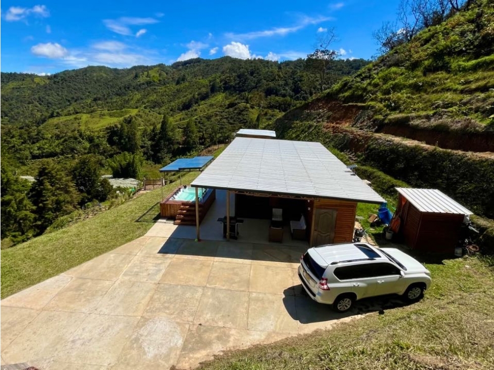 VENTA FINCA EN GRANADA EN LIMITE CON GUATAPÉ - 3