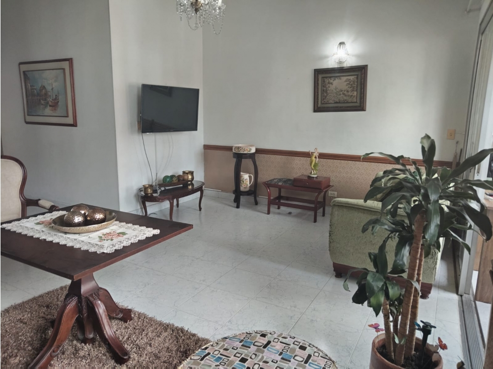 Se vende apartamento de 165 m2 en Laureles — foto 4