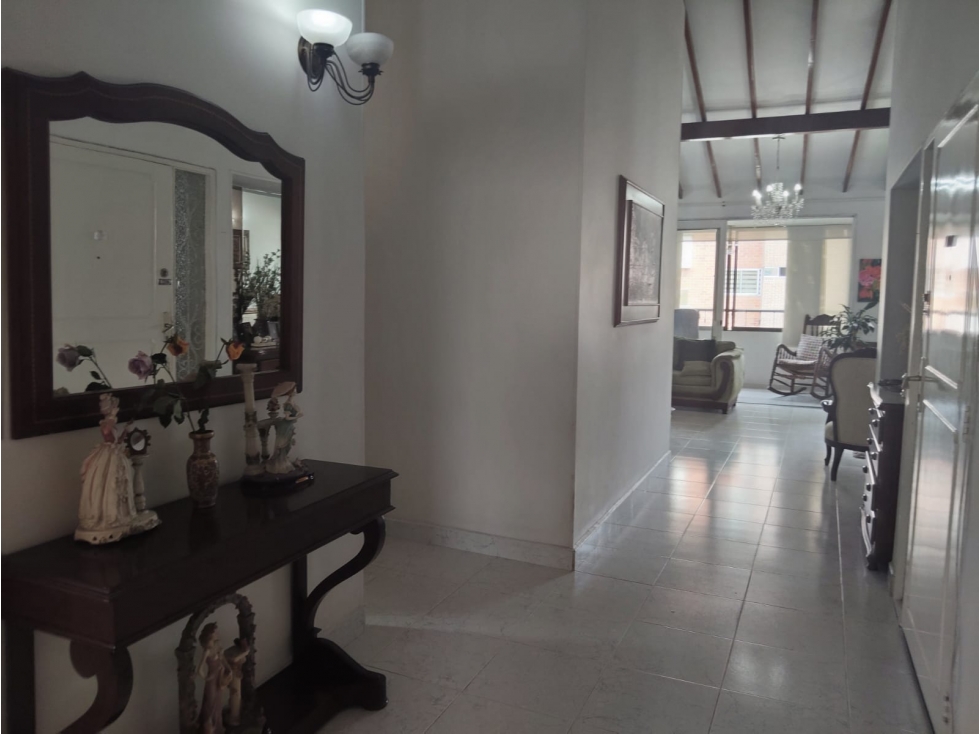 Se vende apartamento de 165 m2 en Laureles — foto 6