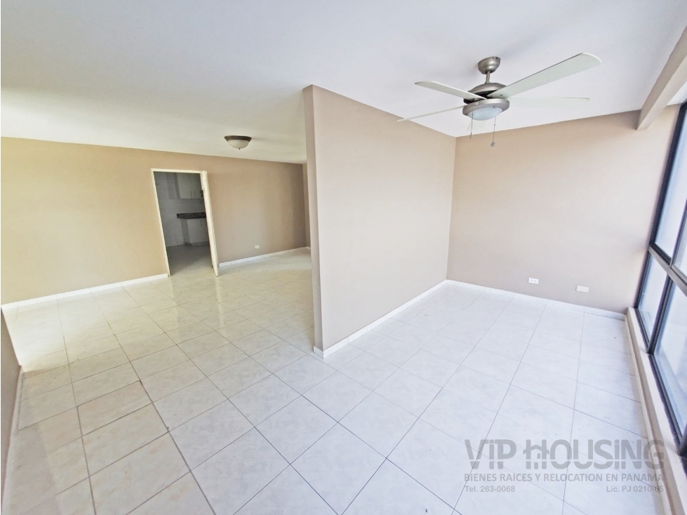 Marbella, vendo Penthouse 300mts2, con vista a la bahía — foto 2