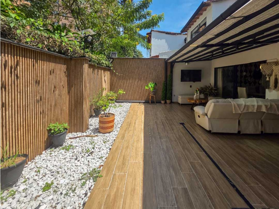 CASA REMODELADA - SECTOR LOS GONZÁLEZ EL POBLADO