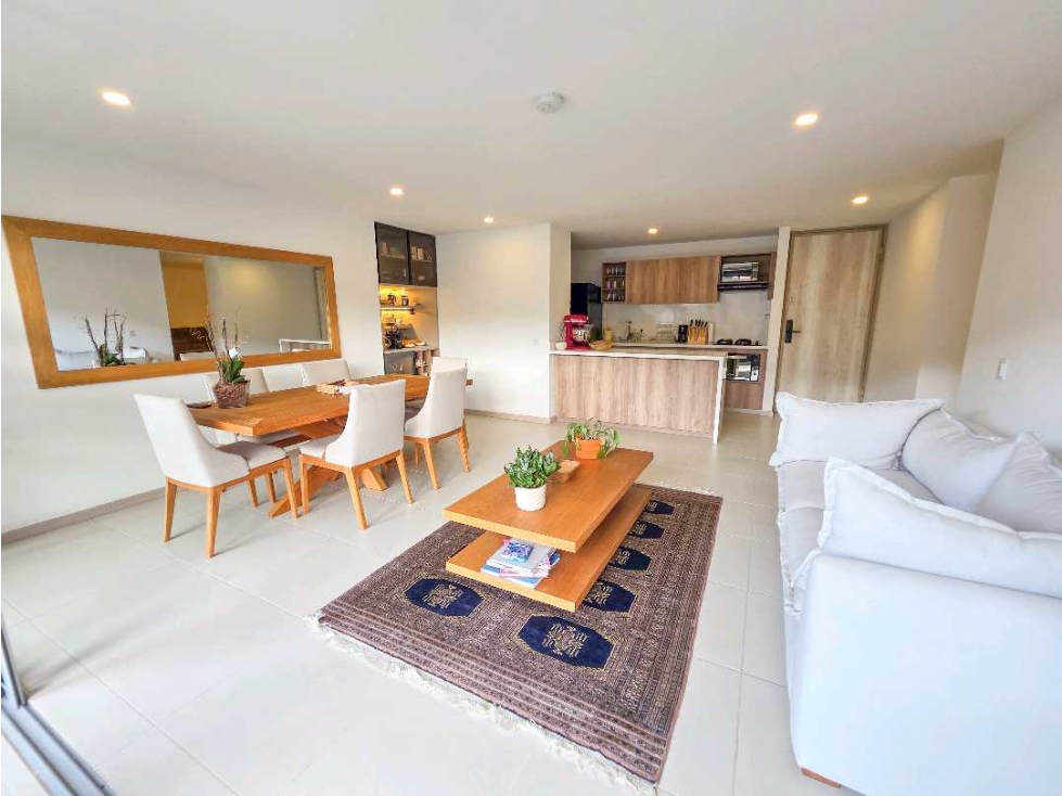 APARTAMENTO PISO ALTO SIN PONIENTE - CIUDAD DEL RIO