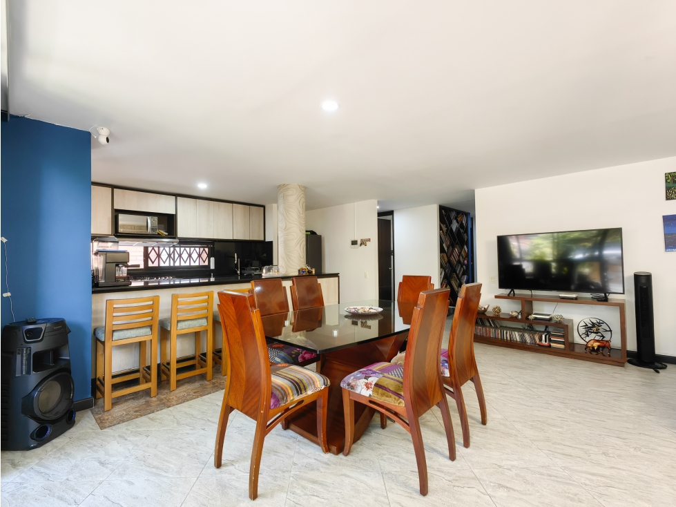 Espectacular Apto Piso 2 con Gran Terraza de 70 m en conquistadores — foto 2