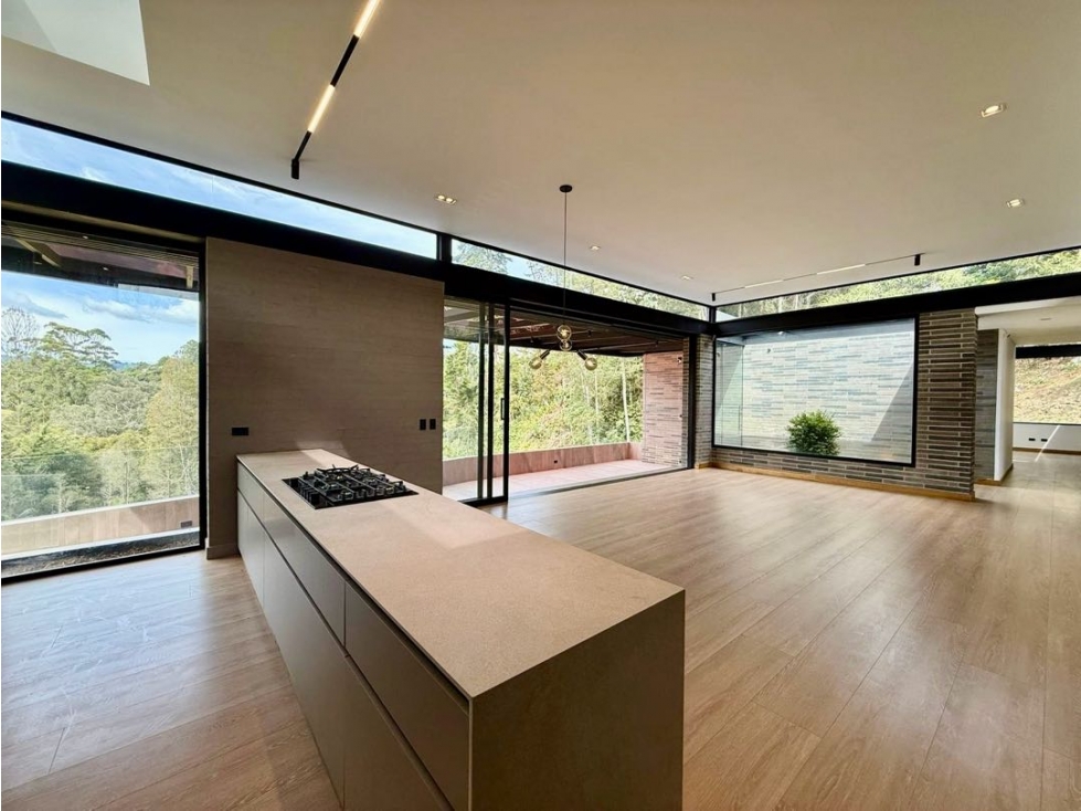 Casa campestre de un nivel en el Alto de las Palmas — foto 4