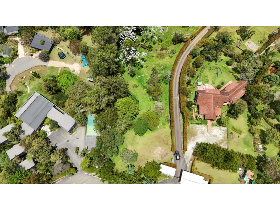LOTE INDEPENDIENTE CON PORTON - ALTO DE LAS PALMAS — foto 5