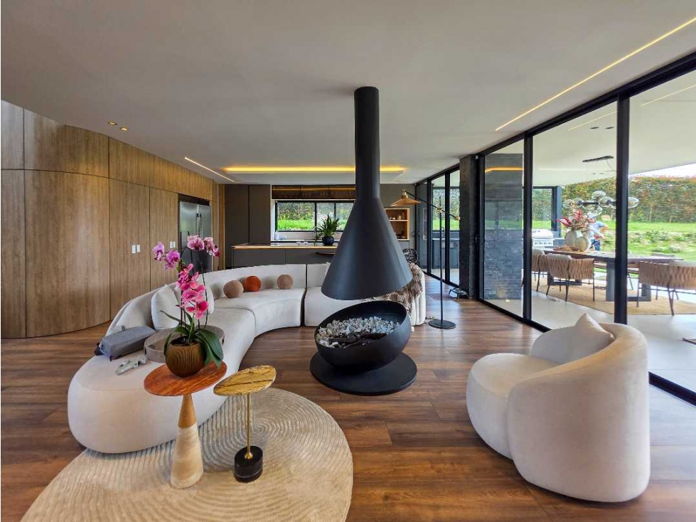 CASA MODERNA EN EL ALTO DE LAS PALMAS CERCA A INDIANA MALL — foto 3