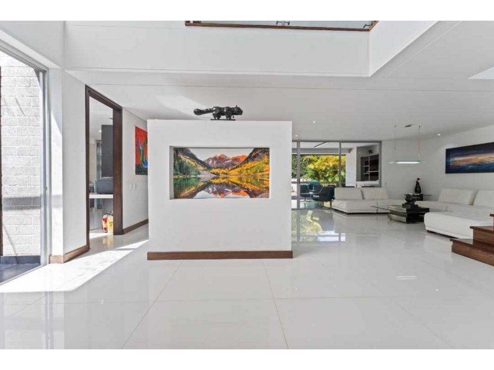 CASA MODERNA DE DOS NIVELES - SAN LUCAS EL POBLADO — foto 2
